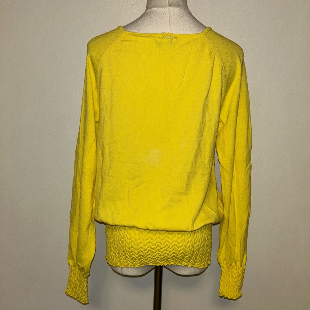 💛Cache Yellow Top💛 - Picture 4 of 10
